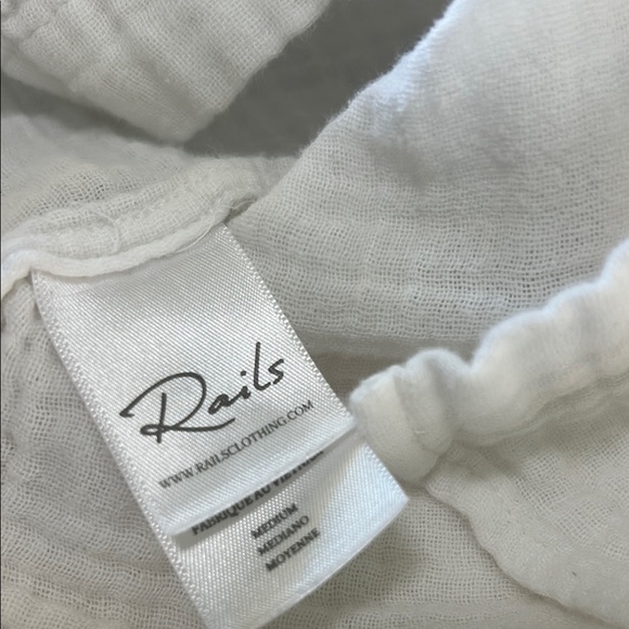 Rails Ellis White Gauze‎ Button Down Shirt Top Medium Lightweight Organic Cotton - Picture 14 of 16